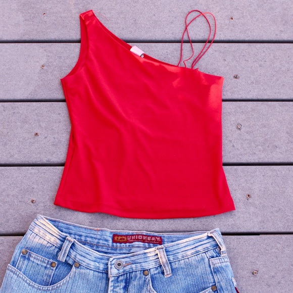 Red one shoulder crop top - Picture 1 of 3